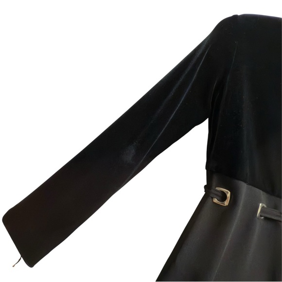 Vintage Velvet Floral Belted Whimsigoth Black Witchy Long Sleeve Crew Neck Dress - Picture 14 of 16